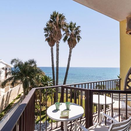 B&B La Terrazza Sul Mare Avola Luaran gambar