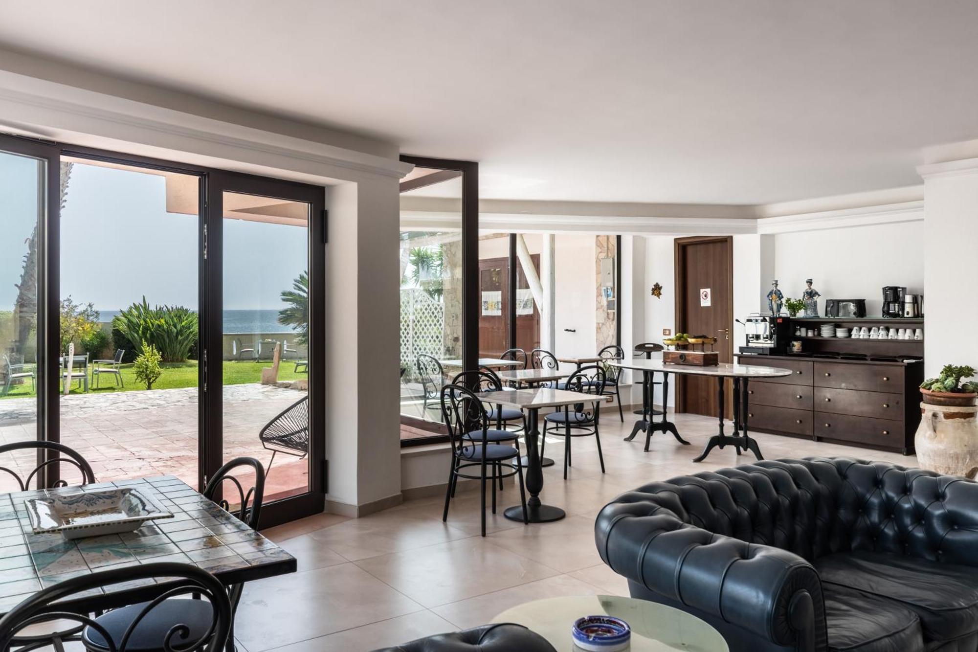 B&B La Terrazza Sul Mare Avola Luaran gambar