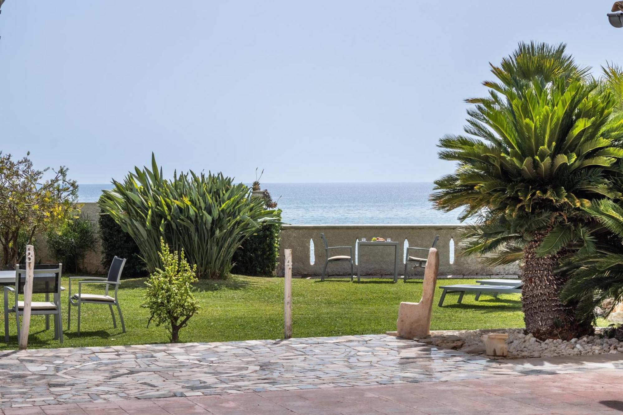 B&B La Terrazza Sul Mare Avola Luaran gambar