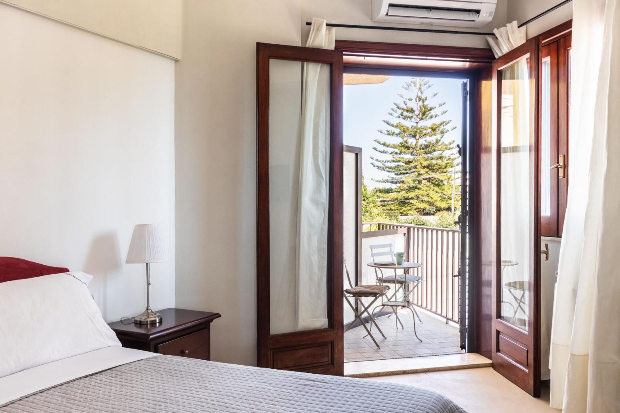 B&B La Terrazza Sul Mare Avola Luaran gambar