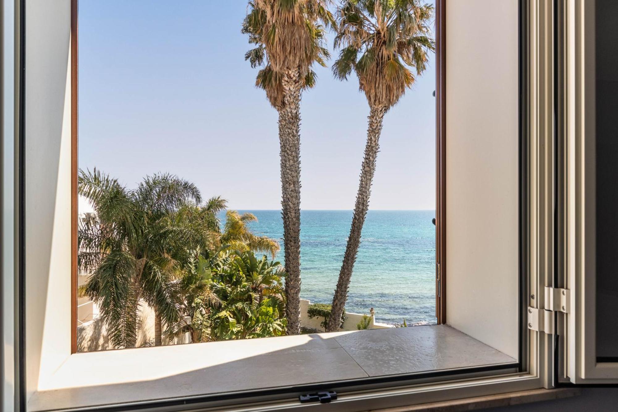 B&B La Terrazza Sul Mare Avola Luaran gambar