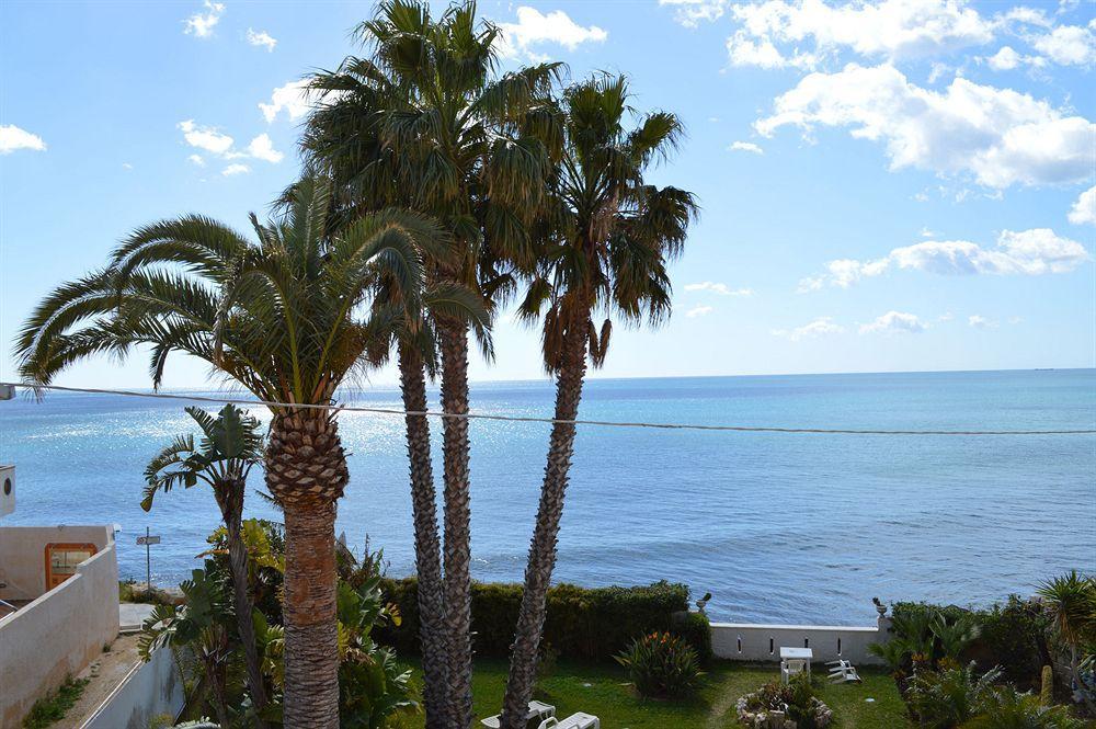 B&B La Terrazza Sul Mare Avola Luaran gambar