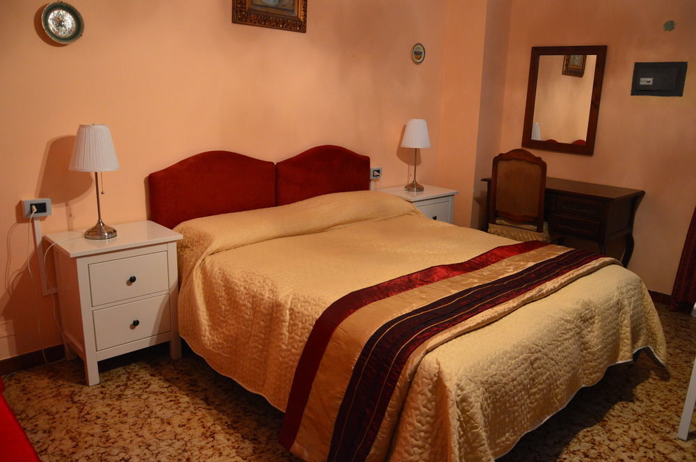 B&B La Terrazza Sul Mare Avola Luaran gambar