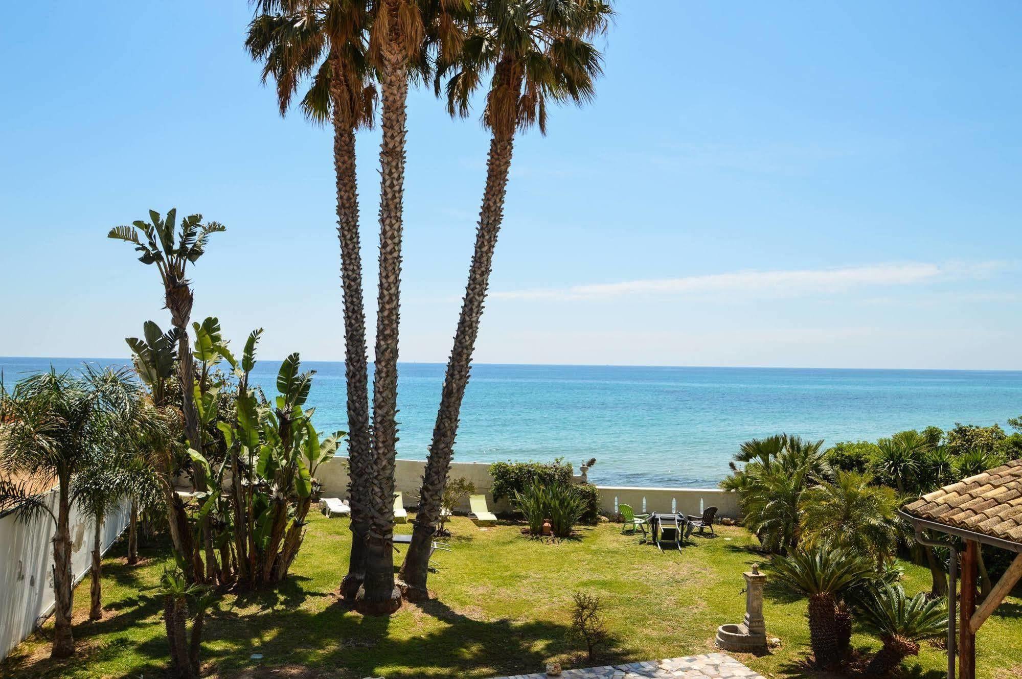 B&B La Terrazza Sul Mare Avola Luaran gambar