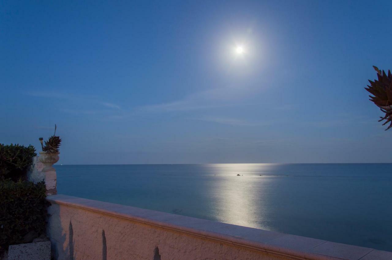 B&B La Terrazza Sul Mare Avola Luaran gambar